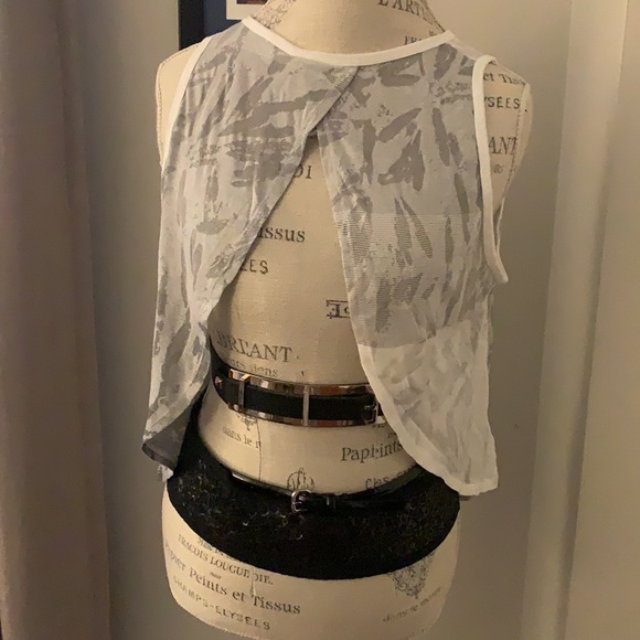 Fabletics open back tank - Picture 3 of 3